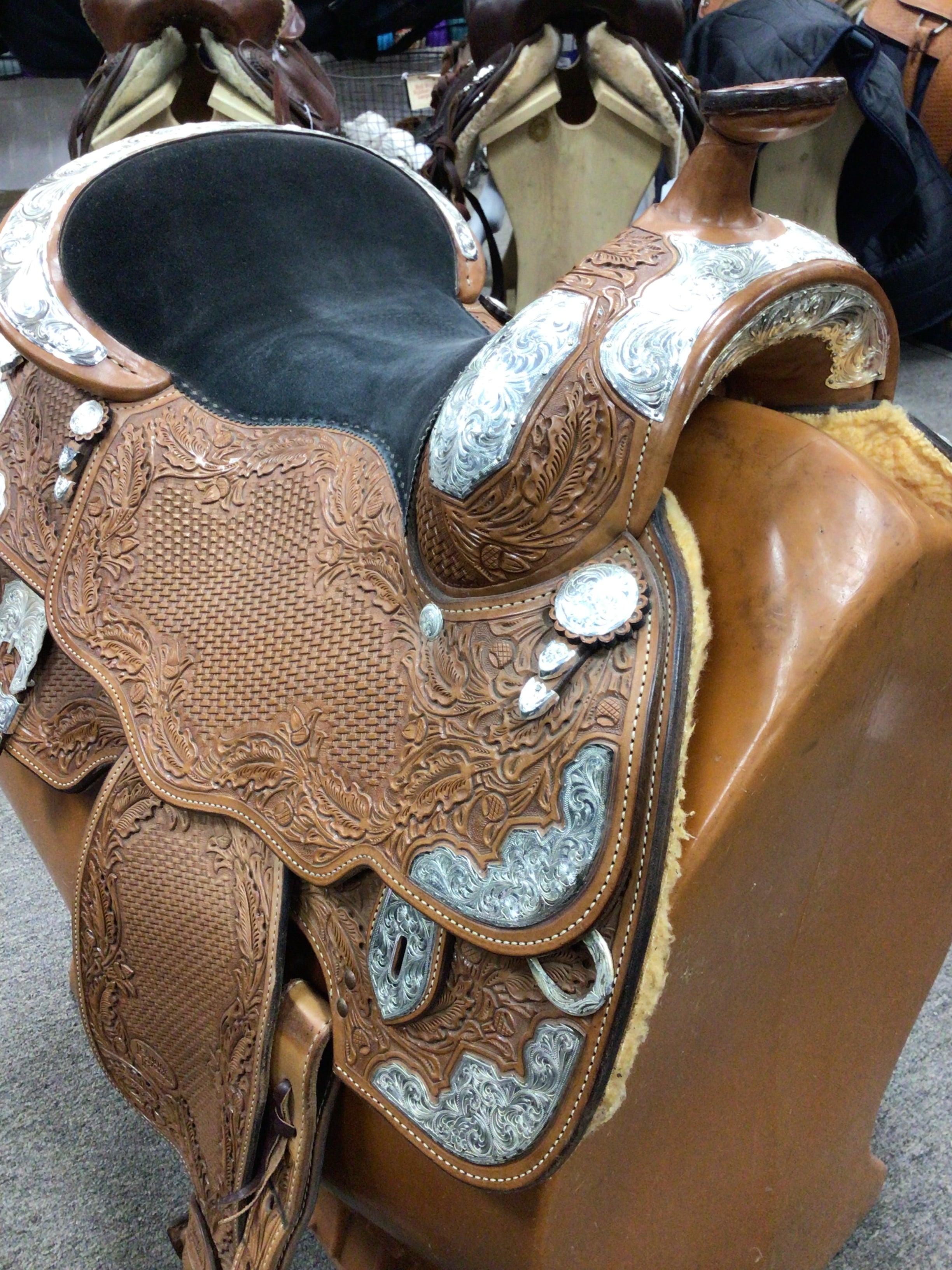 C2688 Used Billy Royal Western Show Saddle 16" Wide