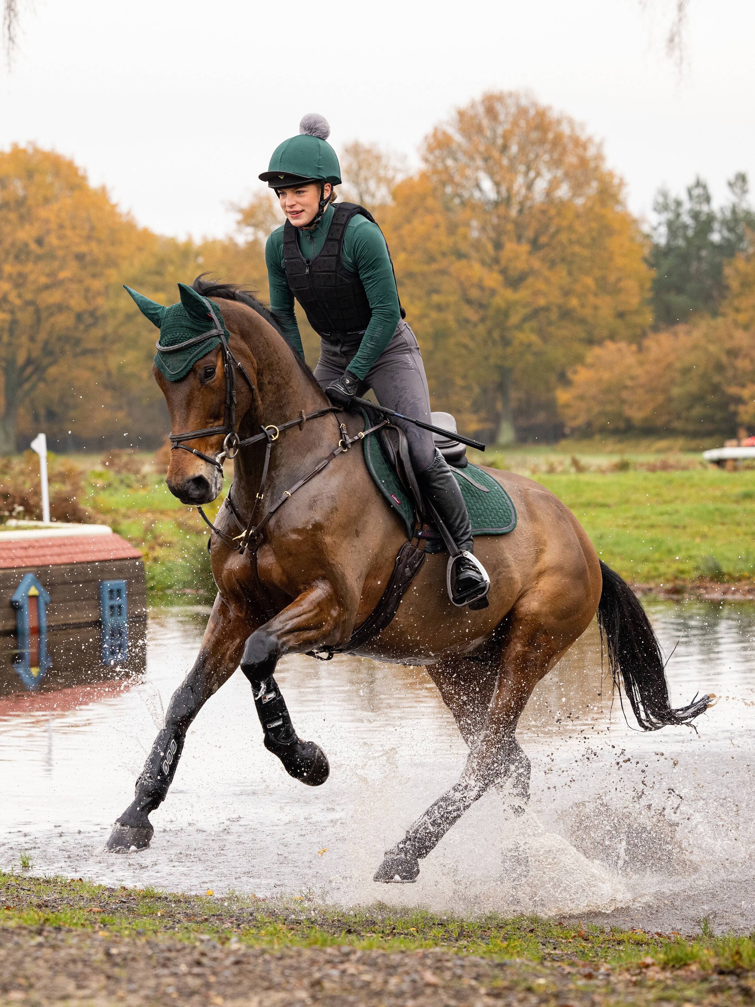 LeMieux Suede Close Contact Square Saddle Pad