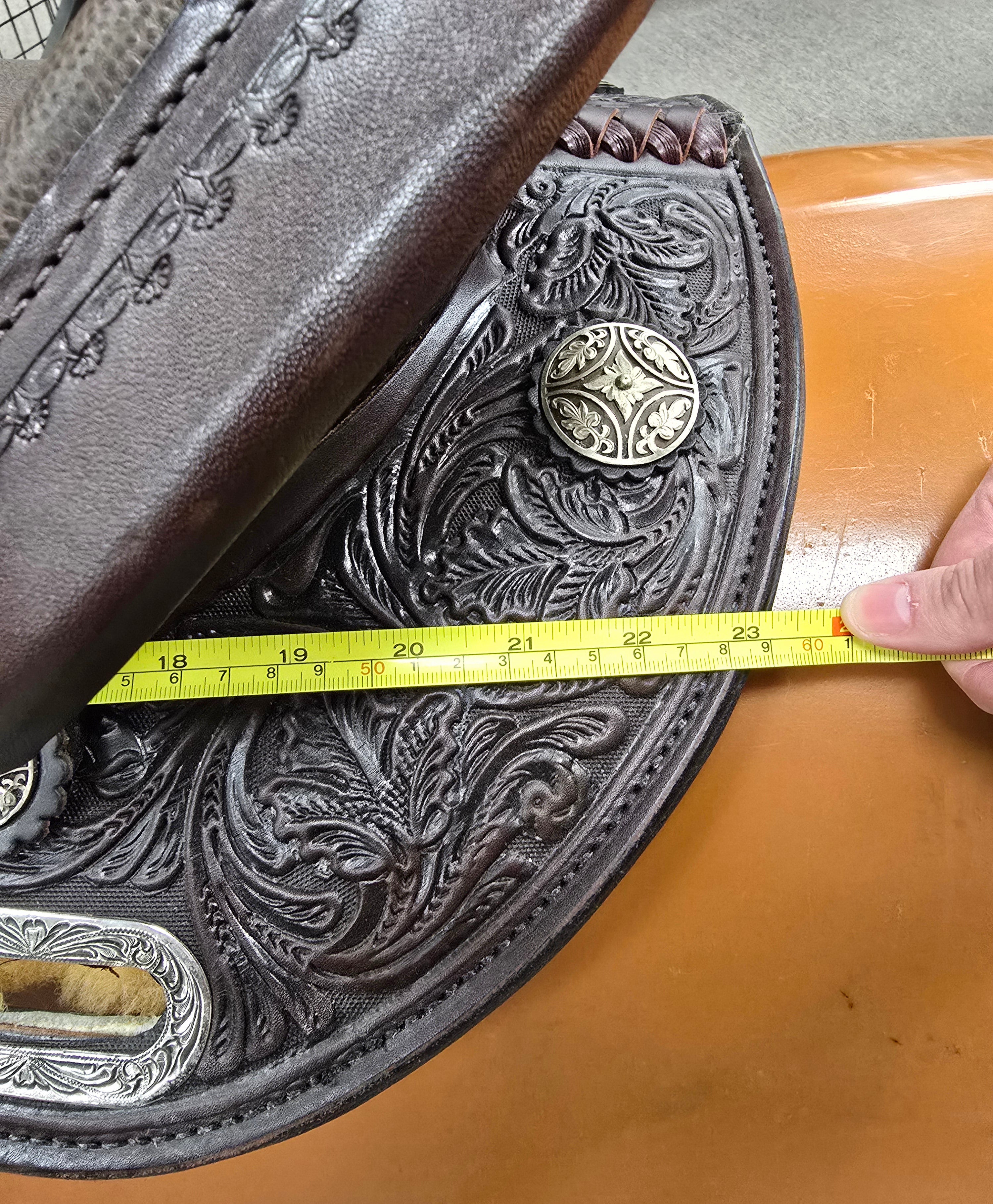 KK Swift Flex II Barrel Saddle by Circle Y- 14.5" Wide