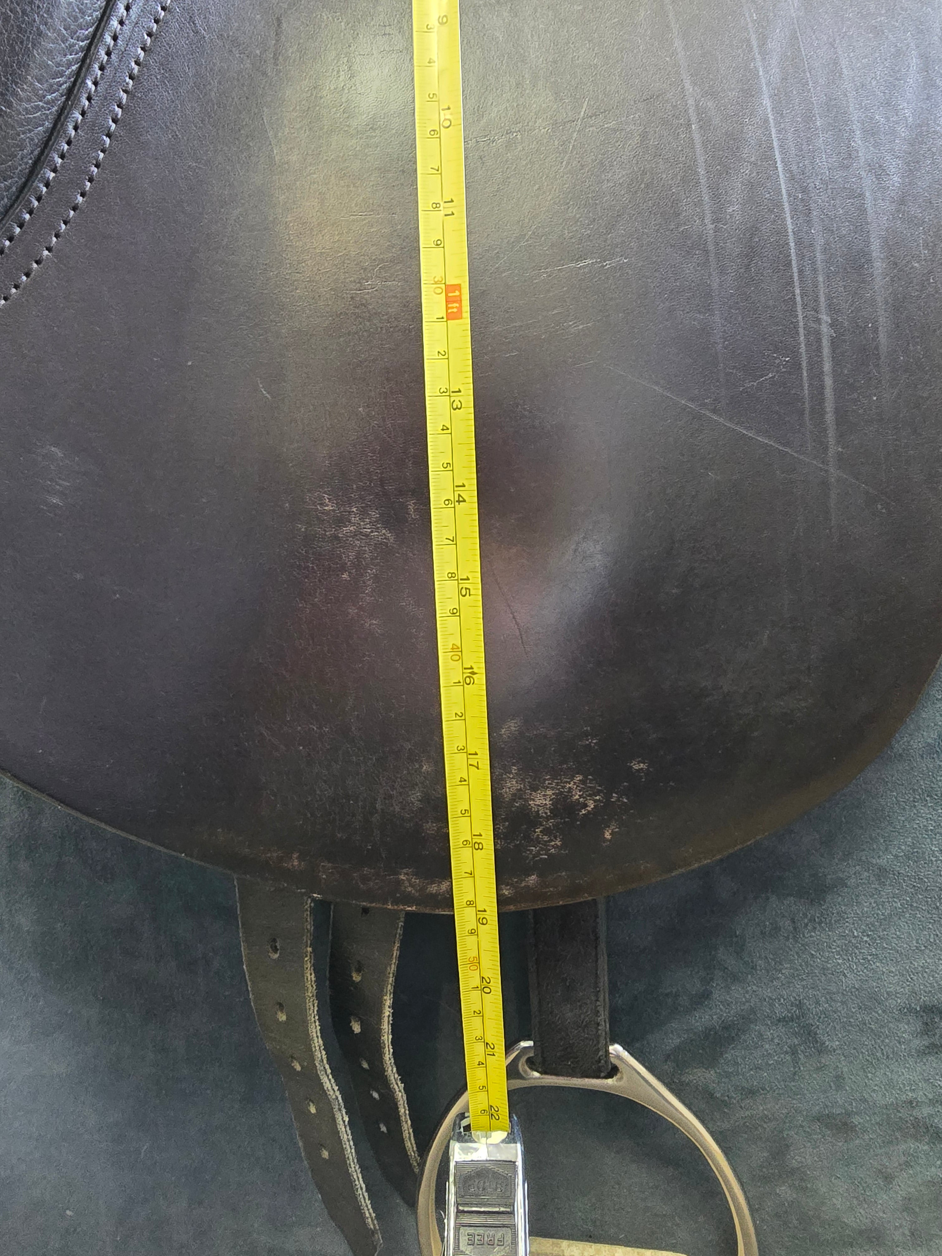 Used Passier Optimum Dressage Saddle - 18" Medium