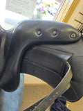 Used Southern Stars Saddlery Monoflap Dressage Saddle - 17.5" Medium