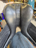 Used Southern Stars Saddlery Monoflap Dressage Saddle - 17.5" Medium