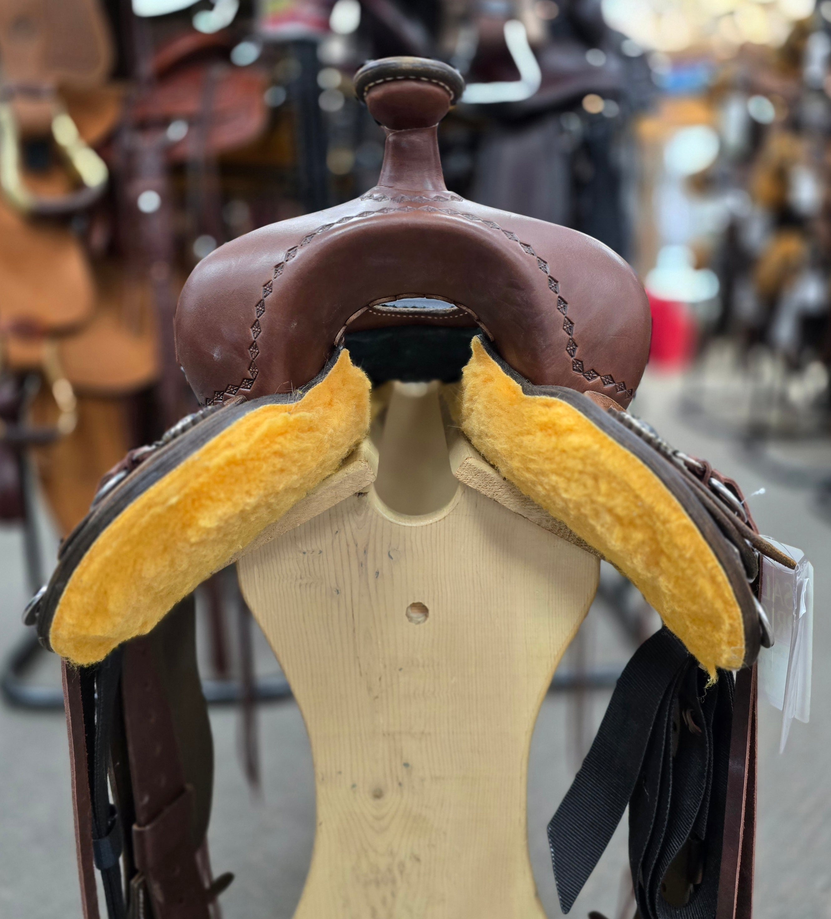 Cashel Roughout Trail Saddle - Medium Tree