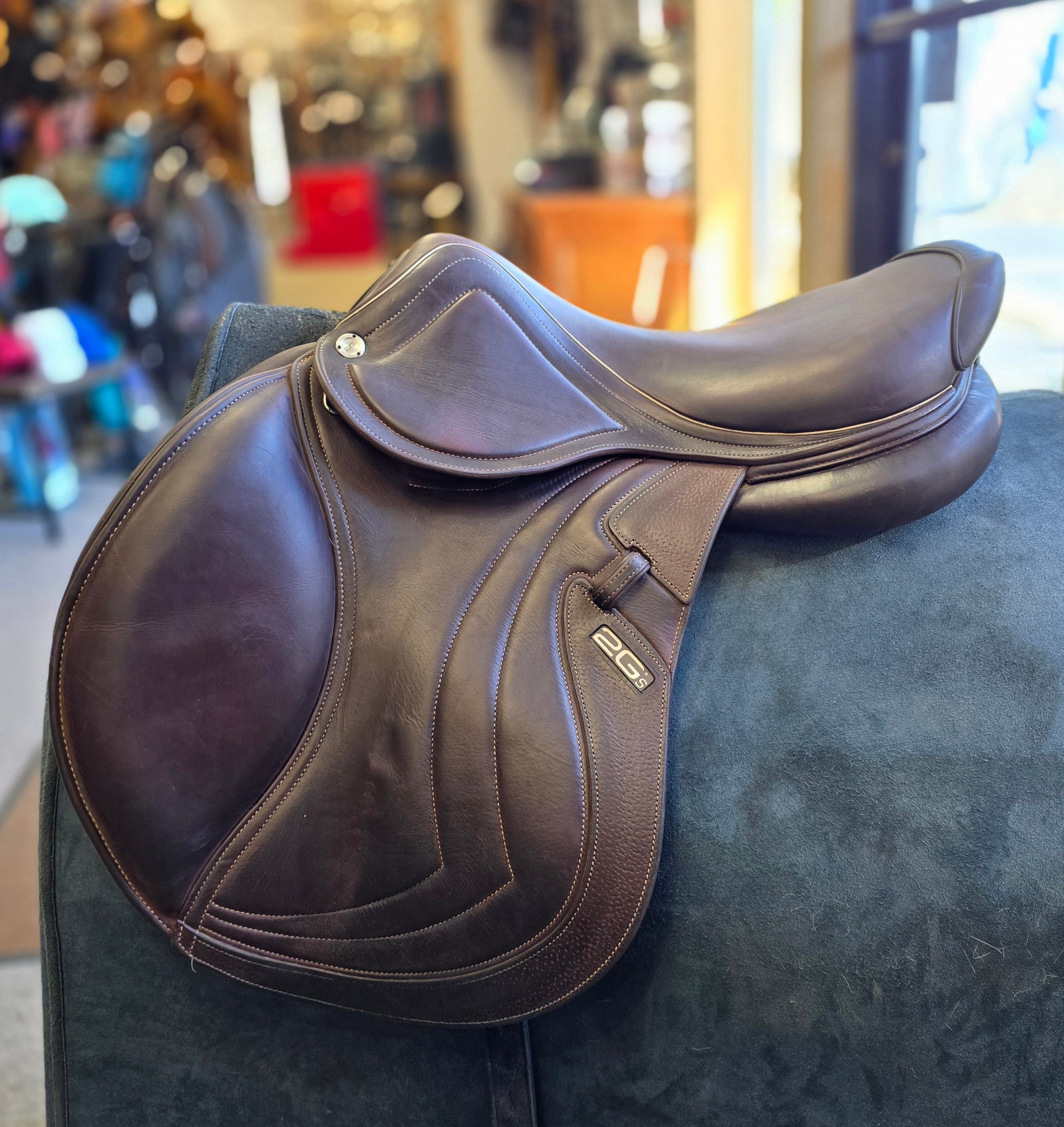 Used CWD 2Gs S32 Mademoiselle Jump Saddle - 17" Medium