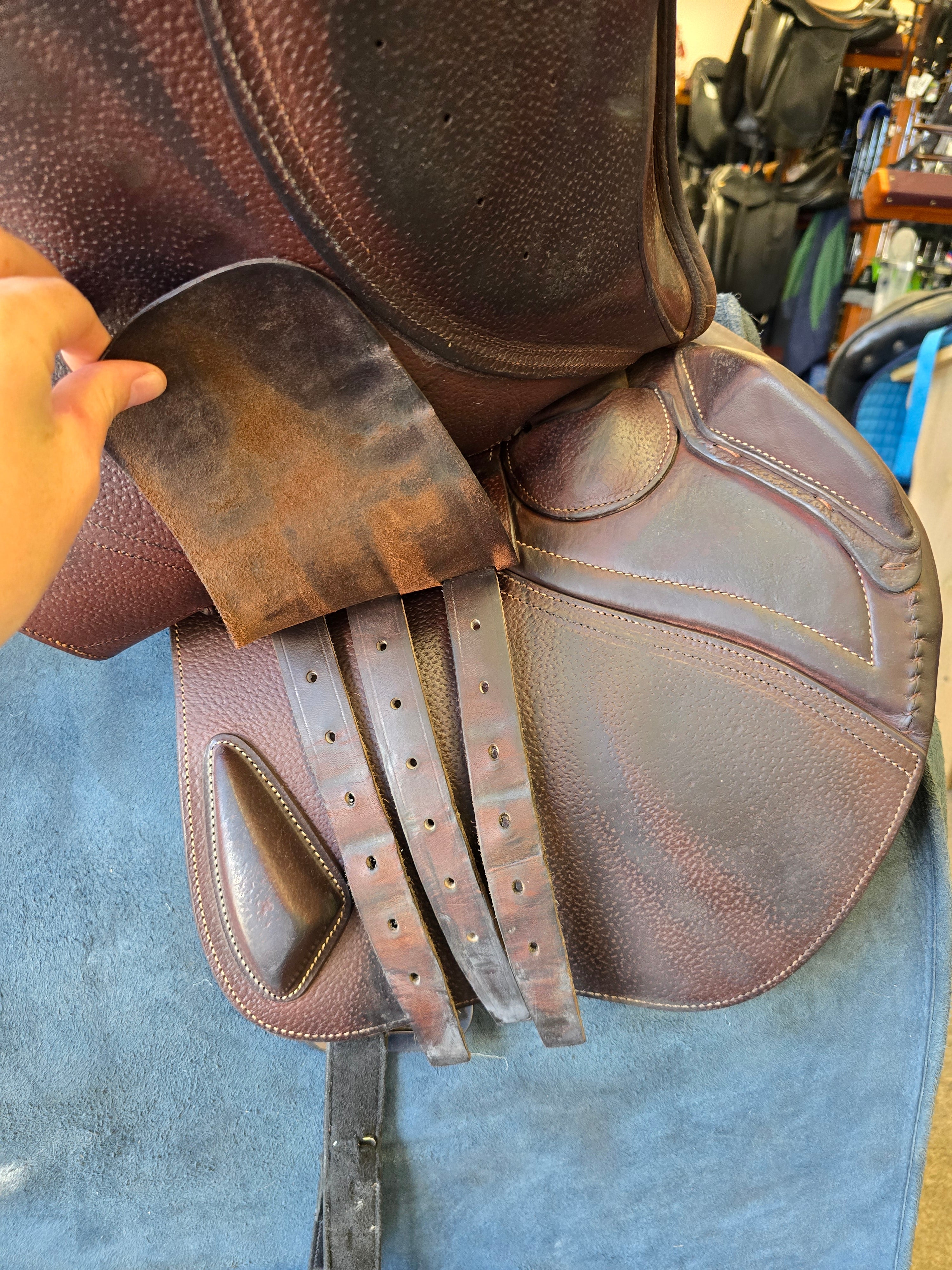 Used CWD 2Gs S32 Mademoiselle Jump Saddle - 17" Medium