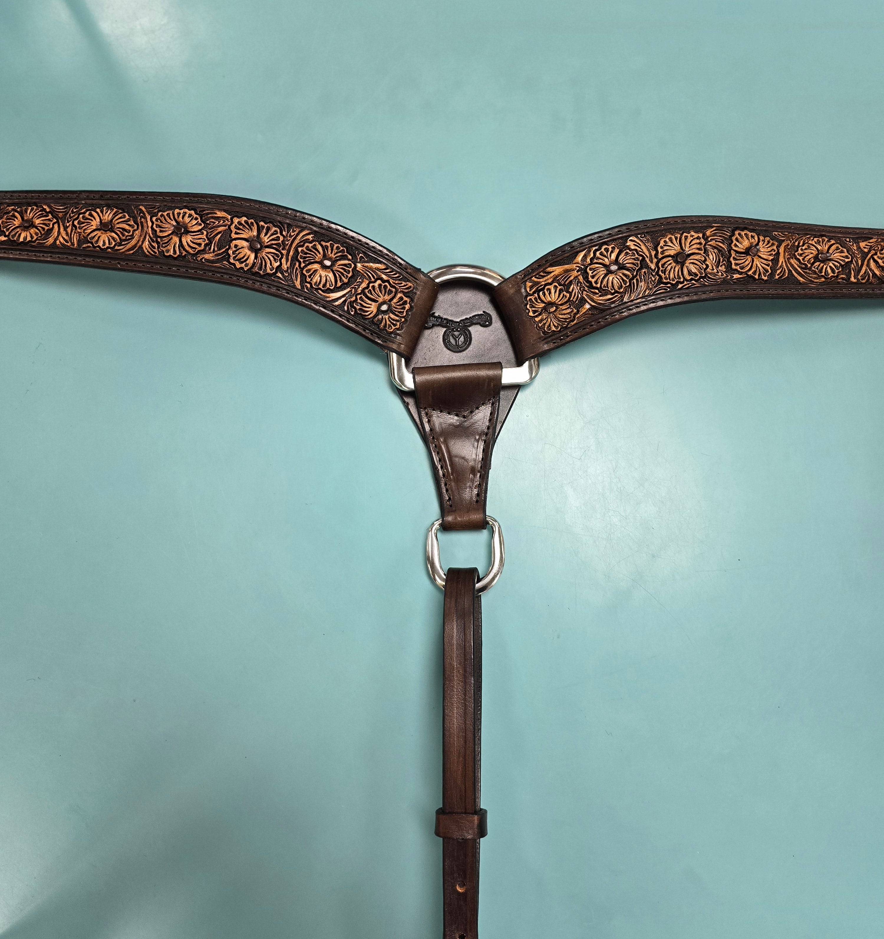 Circle Y Smooth Operator Contoured Breast Collar