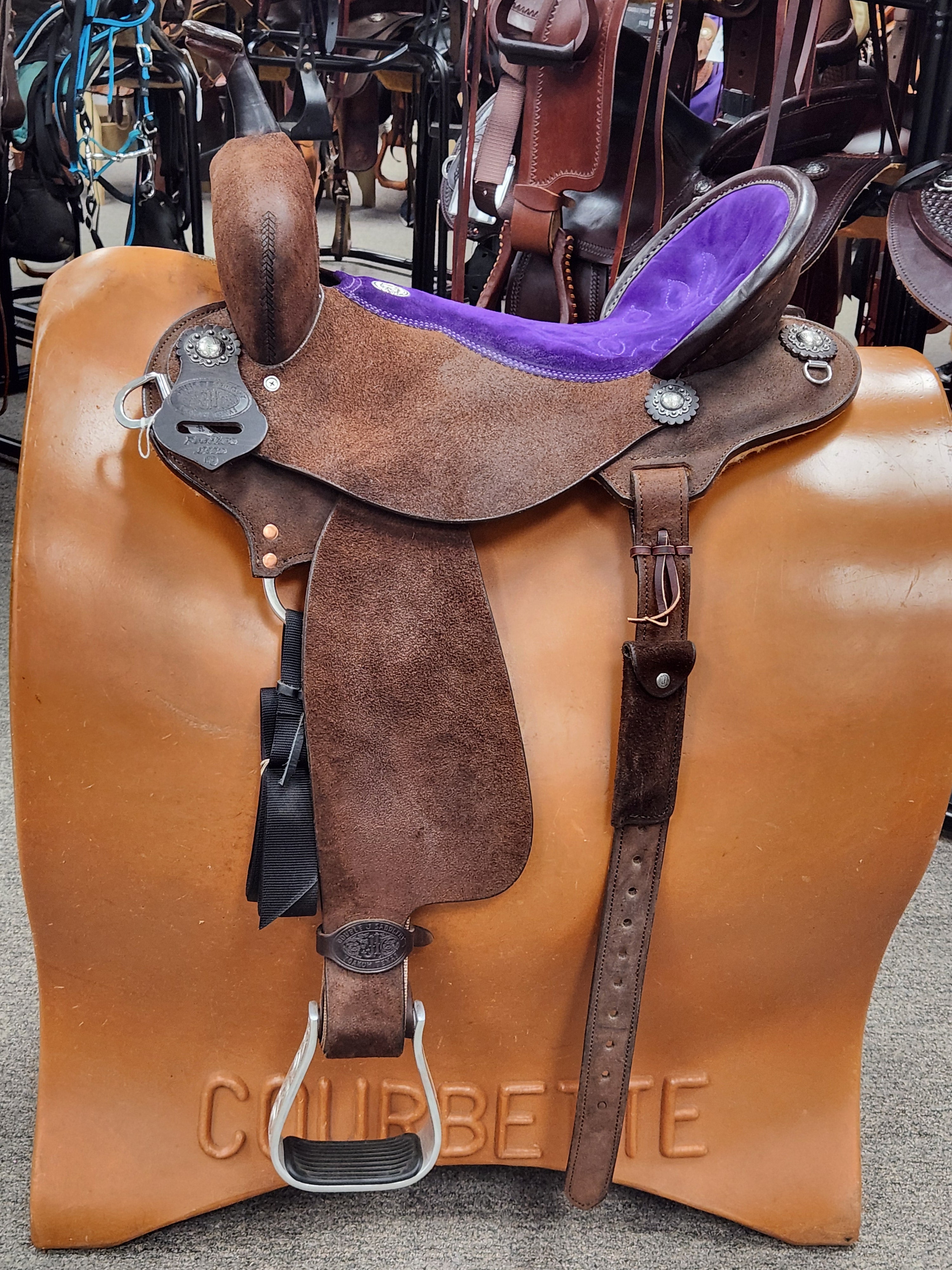 Used Double J Feather Light Weight Barrel Saddle-Like New