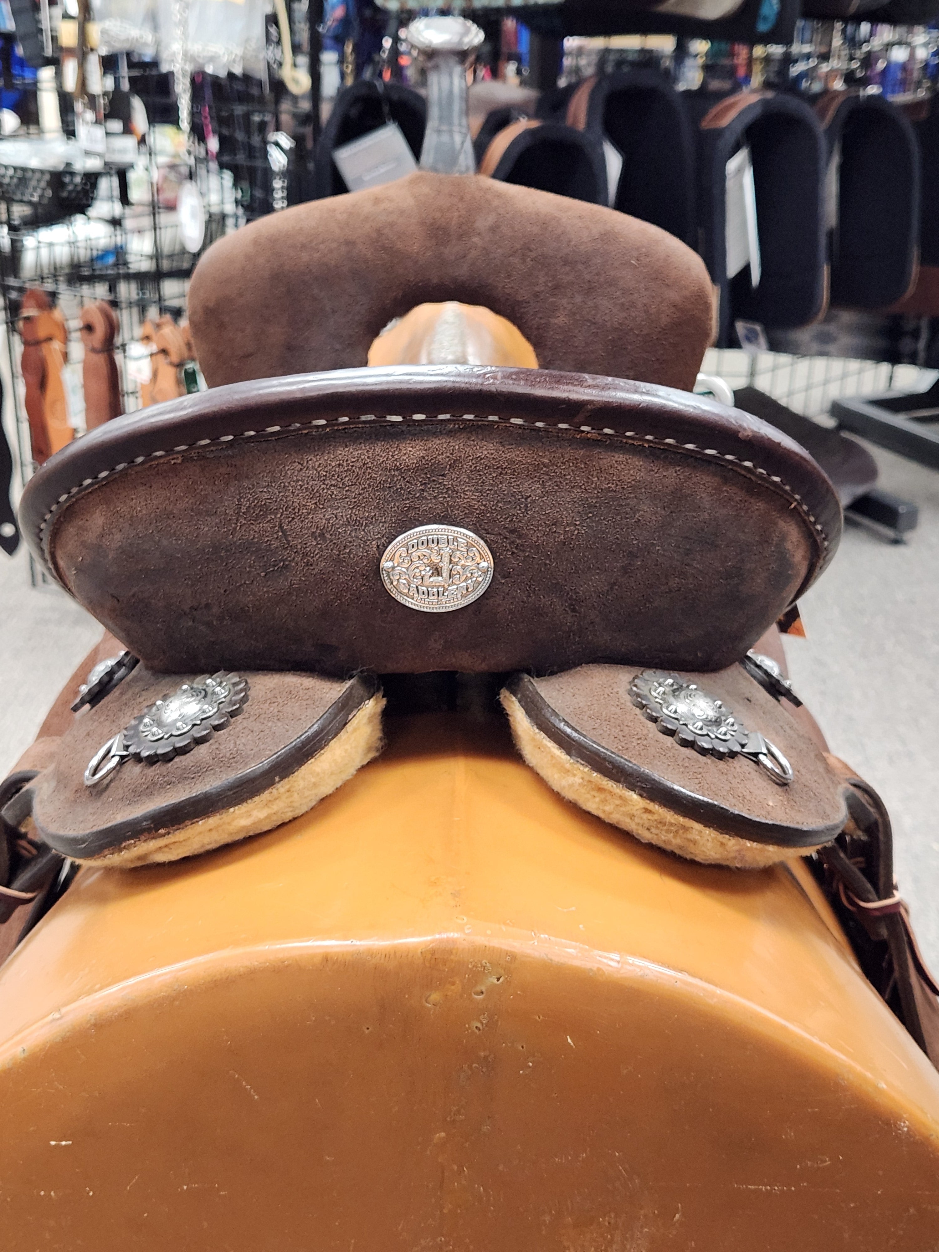 Used Double J Feather Light Weight Barrel Saddle-Like New