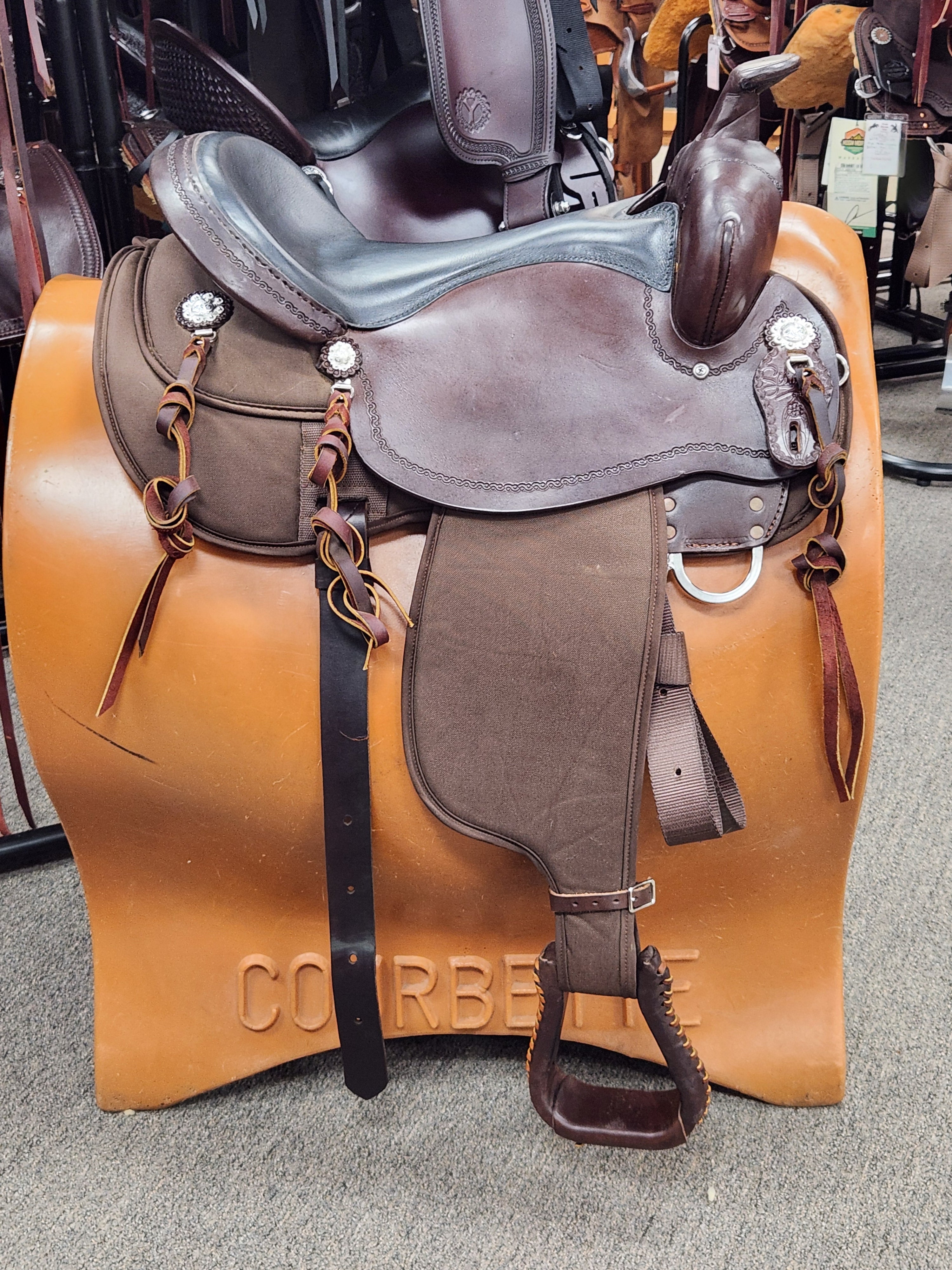 C2684 Used Scott Thomas Cordura Trail Saddle - Full QH 17"
