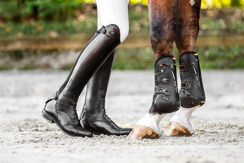 Tonics Gravity Tall Boot