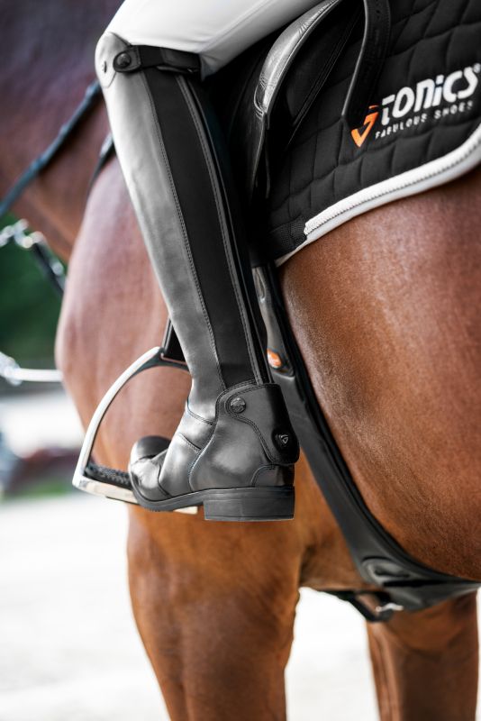 Tonics Gravity Tall Boot