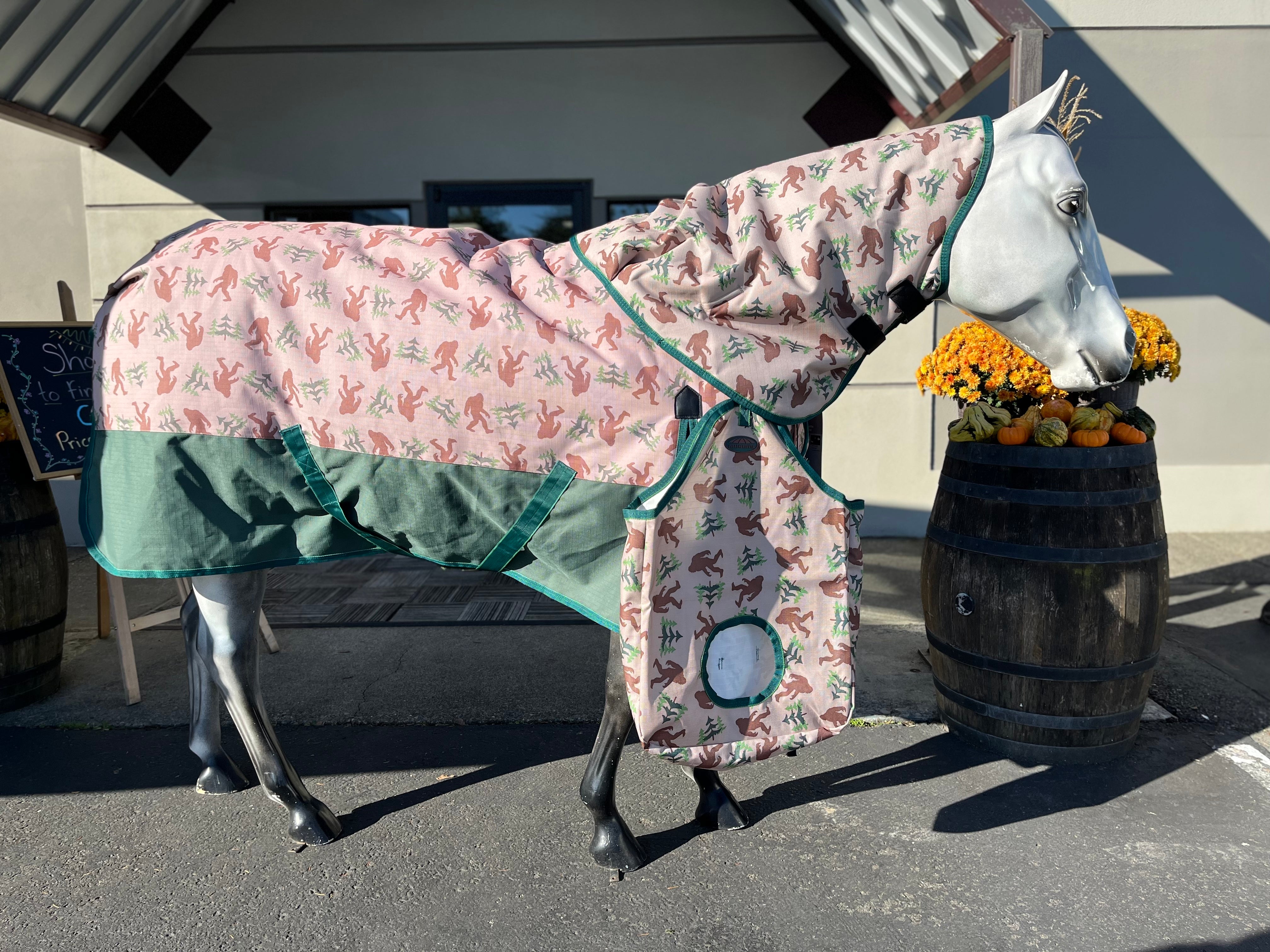 WeatherBeeta ComFiTec Essential Neck Rug - Medium (220g) - Tack Room Too Exclusive