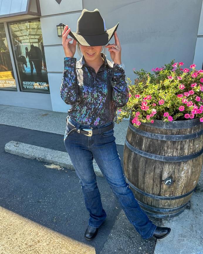 Cowgirl Tuff Company Pullover Button Up