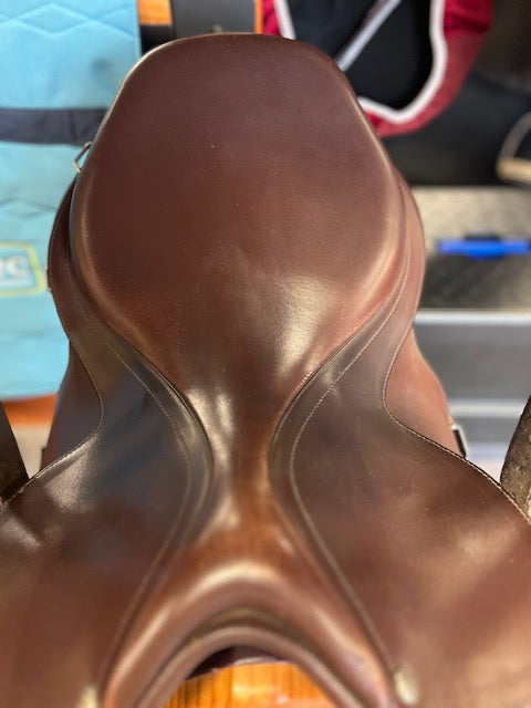 C2691 Used 17" Bates Caprilli Close Contact Saddle