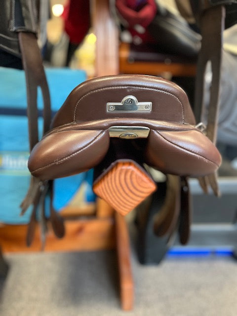 C2691 Used 17" Bates Caprilli Close Contact Saddle