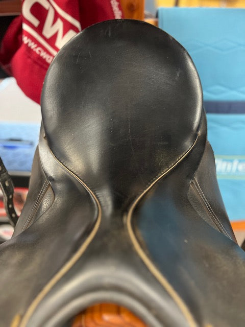 C2693 Used 17.5" Collegiate Black Dressage Saddle