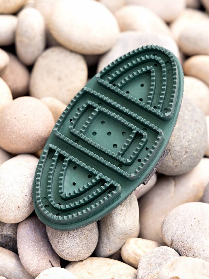 LeMieux Flexi Curry Comb