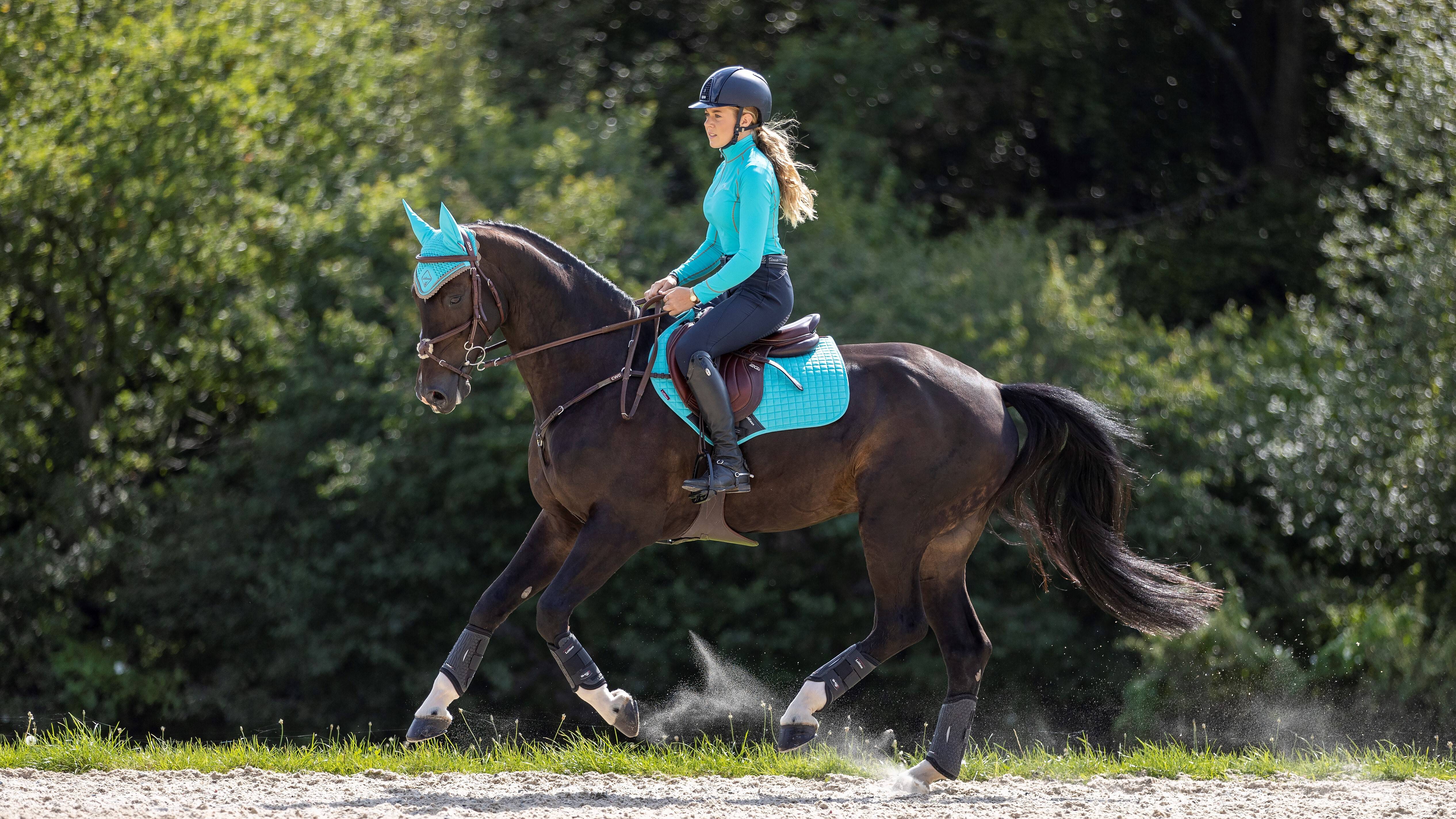 LeMieux Suede Close Contact Square Saddle Pad
