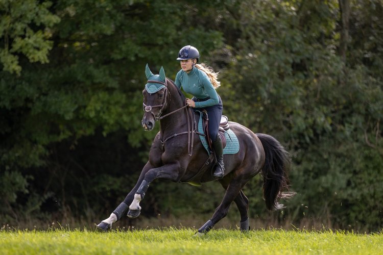 LeMieux Suede Close Contact Square Saddle Pad