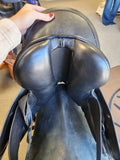 Used Duet Fidelio Dressage Saddle