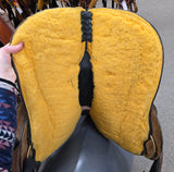 Used Dakota Smooth Out Barrel Saddle - 15" Wide