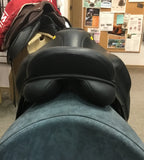 C2793 Used Revere Domina Dressage 17 1/2"