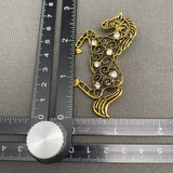 Mio Queena Rhinestone Inlaid Hollow Design Horse Brooch