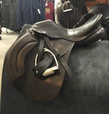 C2777 Used Cliff Barnsby All Purpose 17.5 Medium Wide Saddle