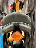C2694 Used 17.5 Collegiate Dressage Saddle