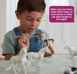 Breyer Paint & Play Glow in the Dark 4-Horse Set with Paints