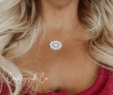 Countryside Co. The White Flower Necklace