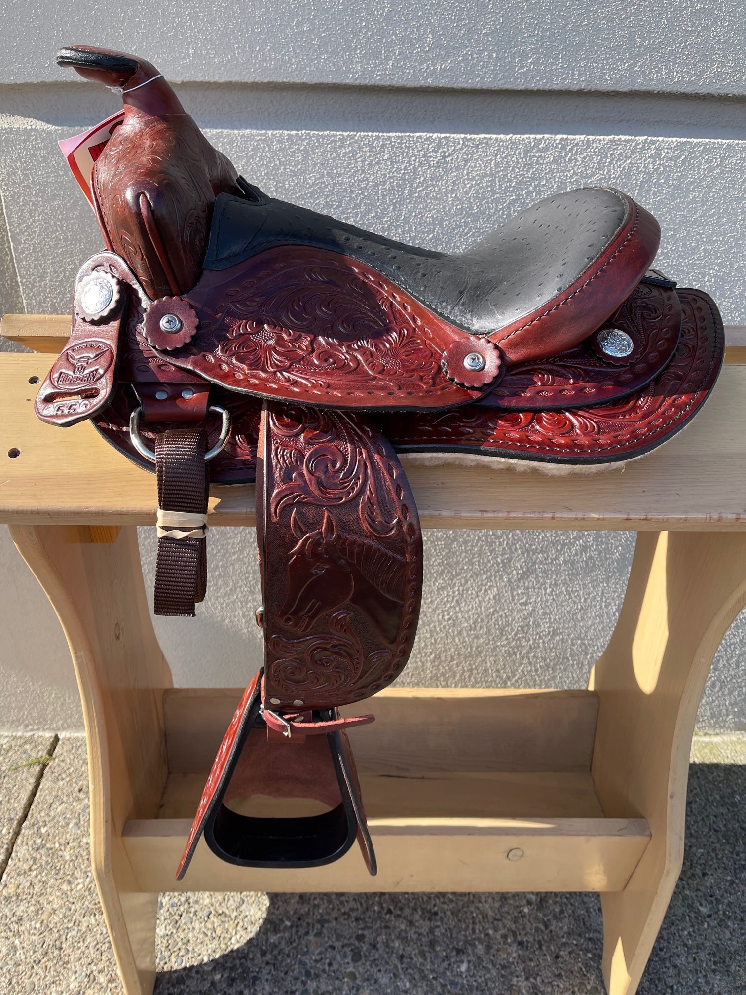 Bighorn Pony/Mini Saddle With Tapaderos